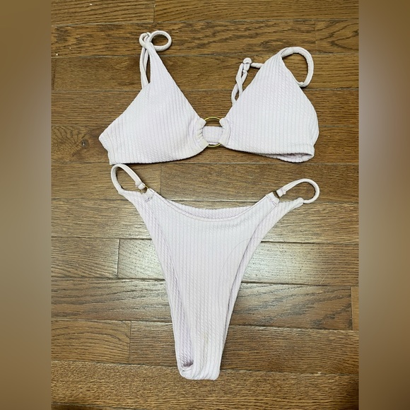 Bikini Bundle - Picture 2 of 3
